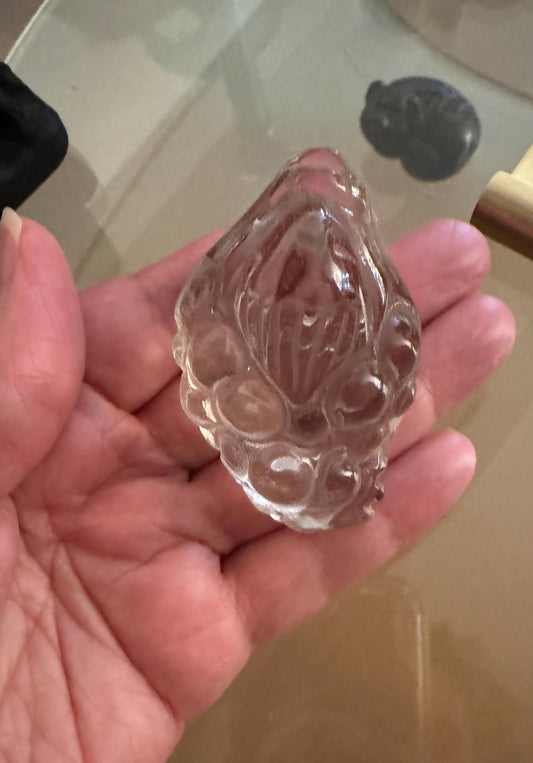 Hand-Carved Citrine Money Toad – Symbol of Prosperity
