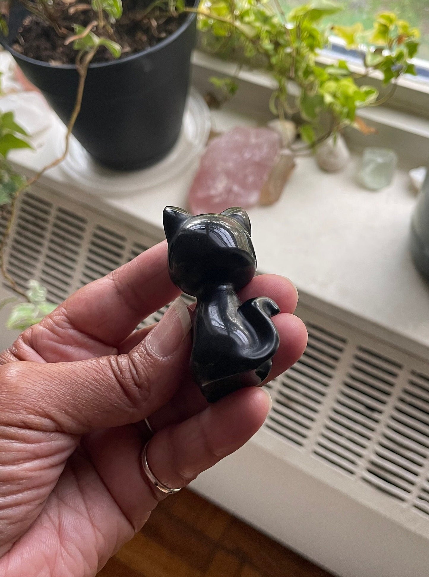 Black Obsidian Luna Cat Carving